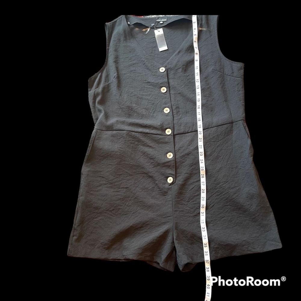 Plus Size Romper - Picture 8 of 8
